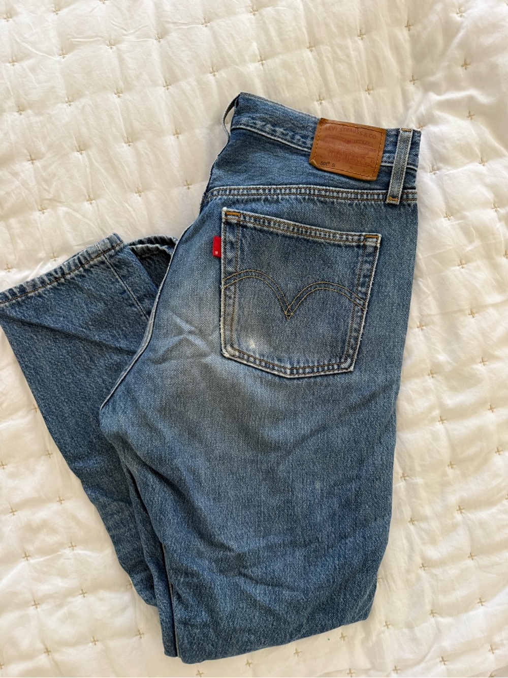Levi's Straight Leg Medium Blue Denim Jeans